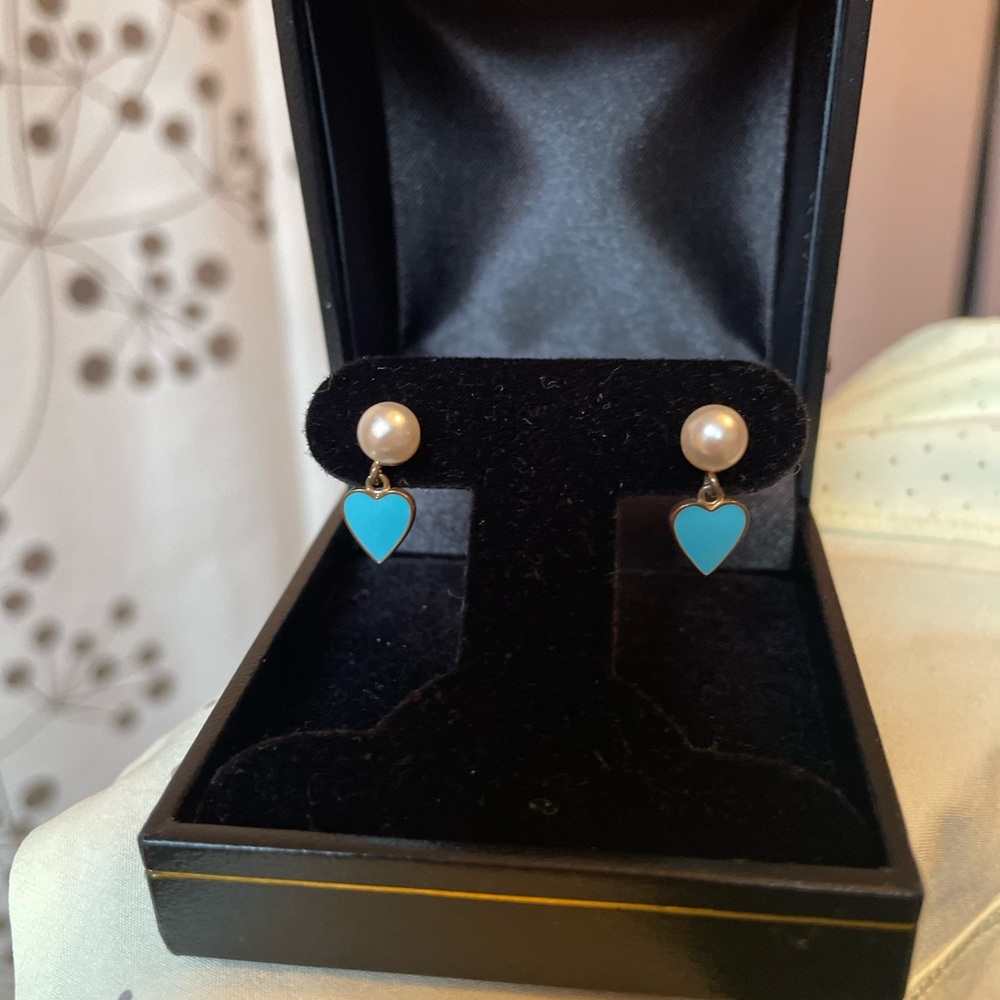 Pearl and turquoise fashion earrings
